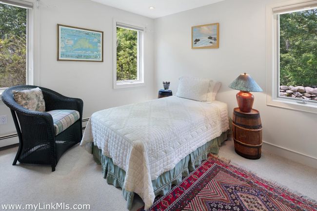 100 Gosnolds Way, House other with 4 bedrooms, 3 bathrooms and null parking in Chilmark MA | Image 32