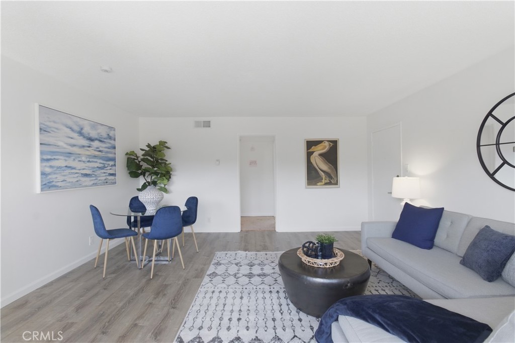 Residential in Gardena 5