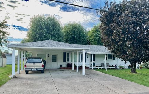 811 S Main St, Versailles, IN, 47042-9731 | Card Image
