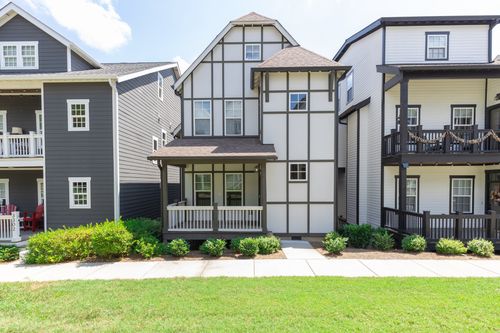 3304 Joggers Pass, Nashville, TN, 37206-2557 | Card Image
