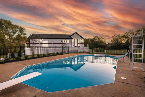 2752 Thompson Station Rd E, Thompsons Station, TN, 37179-5307 | Card Image