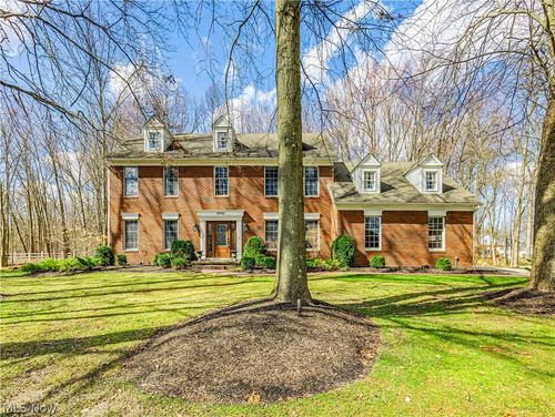 5752 Bridgewater Blvd, Hudson, OH, 44236-2000 | Card Image