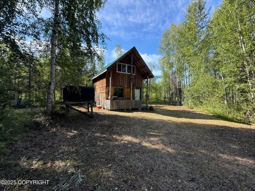 20035 W Kelley Cir, Willow, AK, 99688 | Card Image