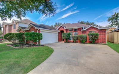 Gorgeous Single Story Red Brick Home with amazing Curb Appeal | Image 1