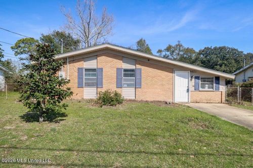 2168 Alice Dr, Biloxi, MS, 39531-3024 | Card Image