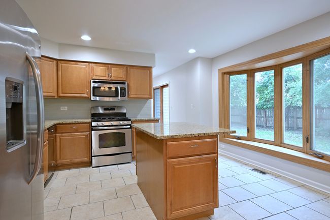 6S210 Mariwood Ct, House other with 4 bedrooms, 3 bathrooms and 2 parking in Naperville IL | Image 14