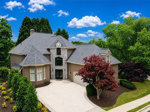 915 Renaissance Way, Roswell, GA, 30076-5117 | Card Image