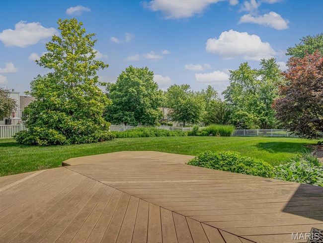 View of Trex deck | Image 30