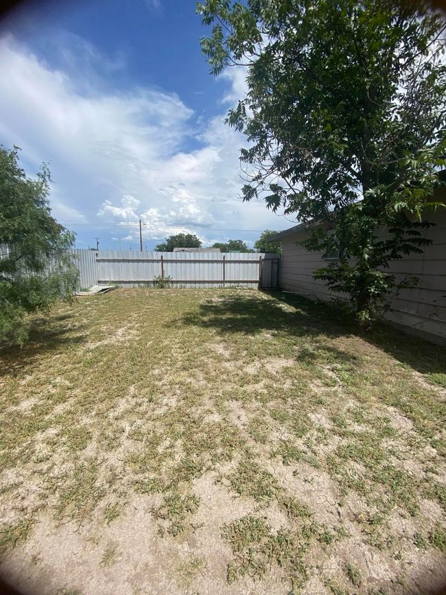 View of yard | Image 12