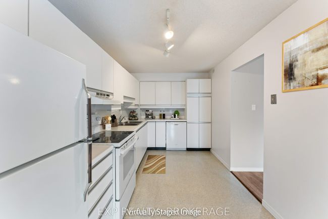401 - 257 Bath Rd, Condo with 2 bedrooms, 2 bathrooms and 1 parking in Kingston ON | Image 11