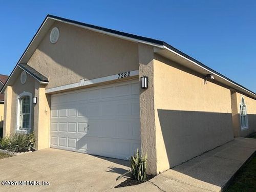 7282 Lawn Tennis Ln, JACKSONVILLE, FL, 32277-9358 | Card Image