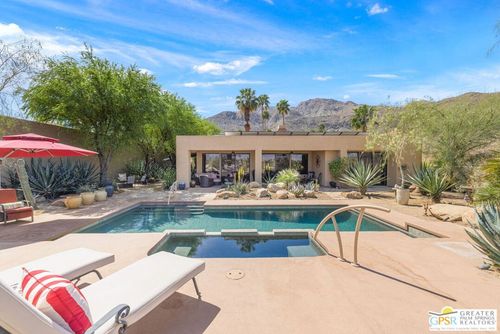 13 Vista Loma Dr, Rancho Mirage, CA, 92270-2993 | Card Image