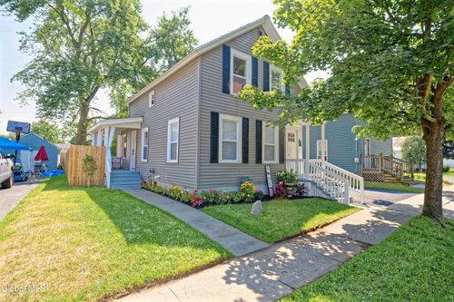 52 Staple St, Glens Falls, NY, 12801-4123 | Card Image