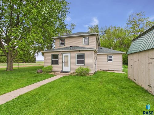 45390 284th St, Hurley, SD, 57036-6034 | Card Image