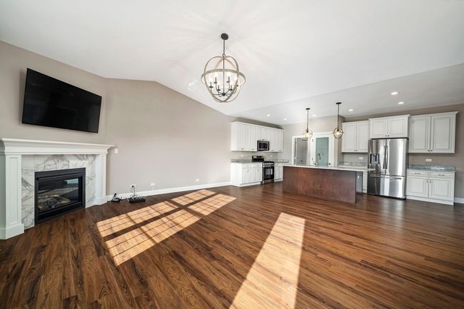 26451 W Stephanie Dr, Home with 3 bedrooms, 2 bathrooms and null parking in Channahon IL | Image 9