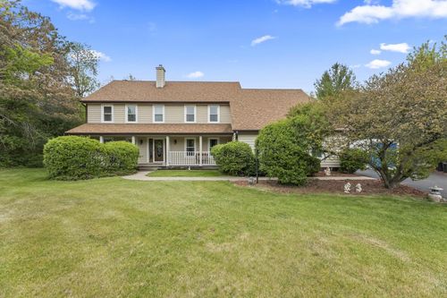W326S7350 Cabriolet Court, Mukwonago, WI, 53149 | Card Image