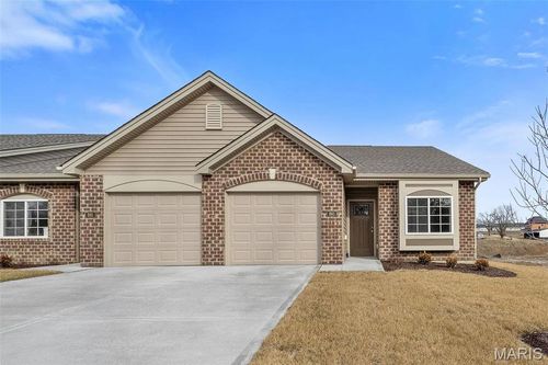 893 Walter Way, Washington, MO, 63090-4369 | Card Image