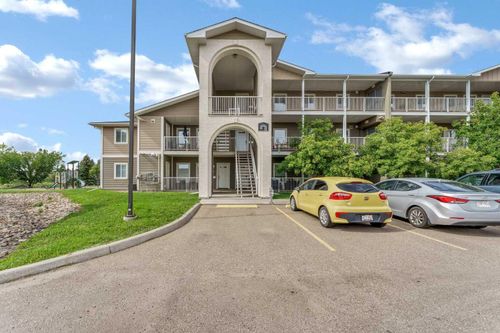 337 Southlands Pointe Se, Medicine Hat, AB, T1B0M5 | Card Image