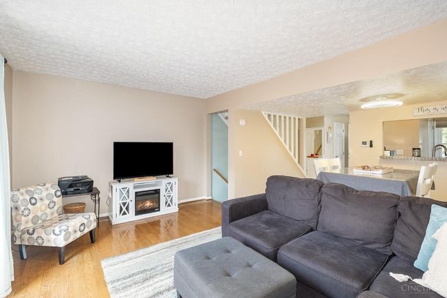 3690 Parfore Ct, Condo with 2 bedrooms, 2 bathrooms and null parking in Cincinnati OH | Image 4