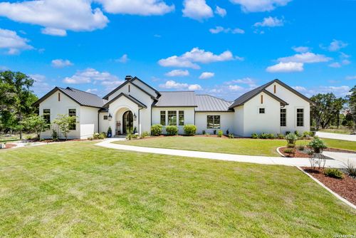 273 Vaquero Pass, Boerne, TX, 78006-3179 | Card Image