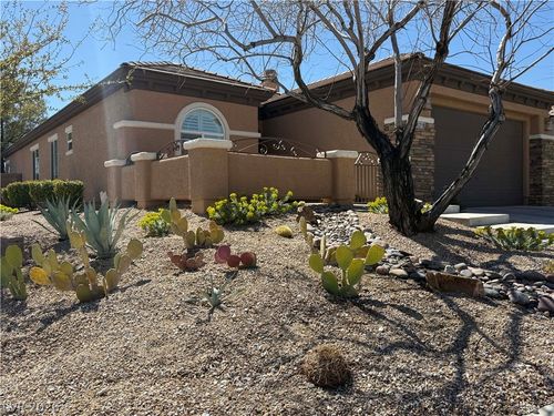 11219 Blanc Vineyard Ct, Las Vegas, NV, 89138-1505 | Card Image