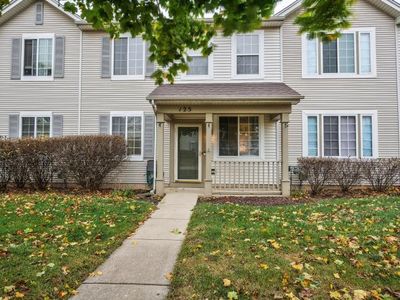 125 Azalea Circle, Townhouse with 3 bedrooms, 2 bathrooms and 2 parking in Romeoville IL | Image 2