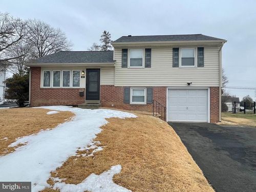 237 Talbot Dr, BROOMALL, PA, 19008-3728 | Card Image