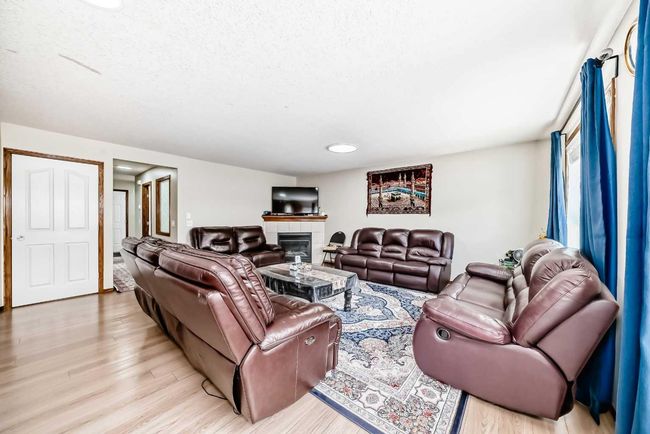 186 Saddleland Cres Ne, House other with 7 bedrooms, 4 bathrooms and 4 parking in Calgary AB | Image 12