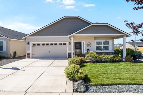 3514 Carnelian St, Medford, OR, 97504-4224 | Card Image