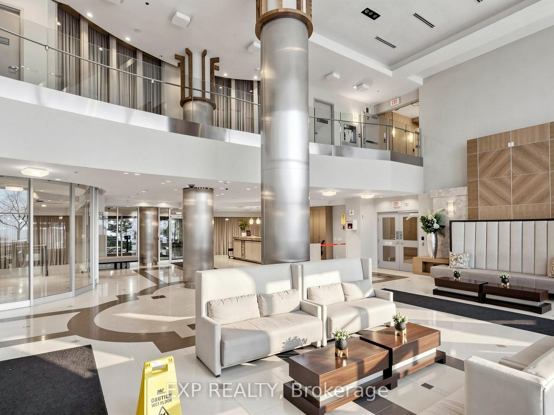 Residential in Toronto W06 5