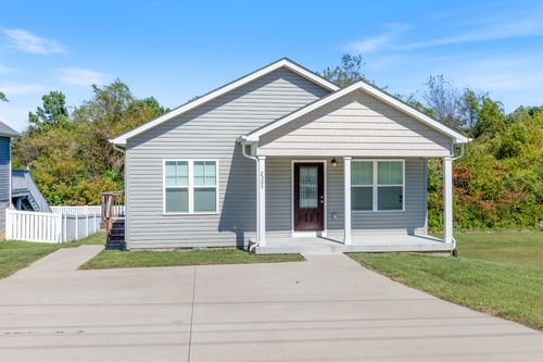 2305 Highway 47 E, Dickson, TN, 37055-2798 | Card Image