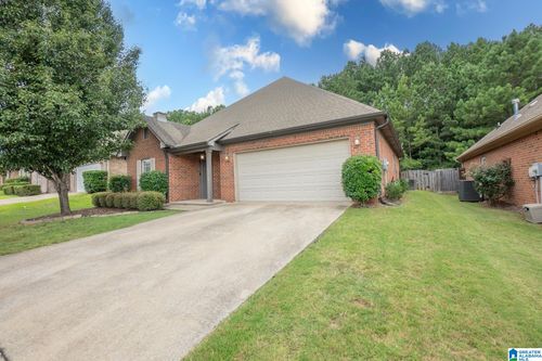 2036 Chelsea Park Bnd, CHELSEA, AL, 35043-7226 | Card Image