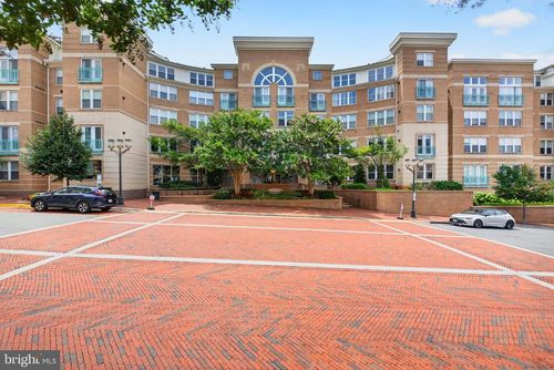 277-12001 Market St, RESTON, VA, 20190-6217 | Card Image