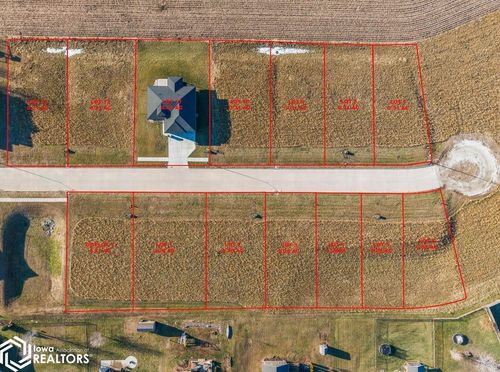 307 Willow St, Baxter, IA, 50028 | Card Image