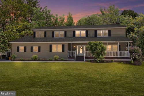 61 Willis, Ewing, NJ, 08628 | Card Image