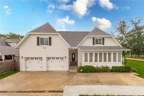 311 N Linden St, Hammond, LA, 70401-3137 | Card Image