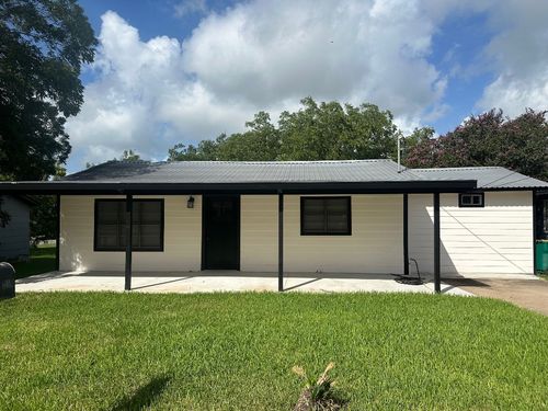 719 Eckel St, La Grange, TX, 78945-1707 | Card Image