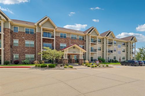 215-1370 Sw Magazine Rd, Ankeny, IA, 50023-2564 | Card Image