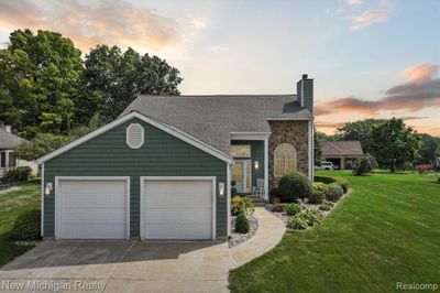 16085 Silver Bend Drive, Home with 3 bedrooms, 2 bathrooms and null parking in Argentine Twp MI | Image 1