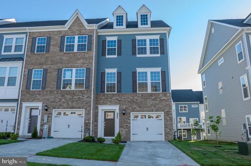 7606 River Reach Rd, WINDSOR MILL, MD, 21244-1880 | Card Image
