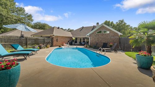 46 Lanshire Dr, Texarkana, TX, 75503-1658 | Card Image
