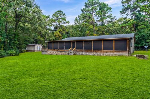 300 Hidden Oaks Dr, Pointblank, TX, 77364-4459 | Card Image