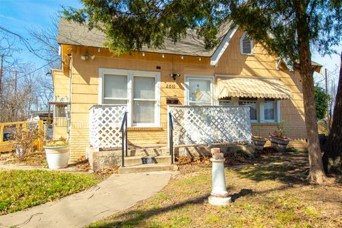 2011 Ramsey Ave, Dallas, TX, 75216-1815 | Card Image