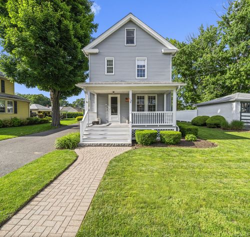 116 Grove St, Windsor Locks, CT, 06096-1826 | Card Image