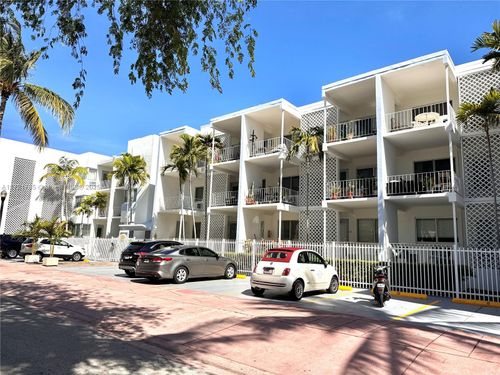 apt-2-641 Espanola Way, Miami Beach, FL, 33139-3963 | Card Image