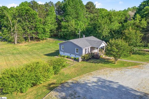 335 Guernsey Ln, spartanburg, SC, 29306-6403 | Card Image