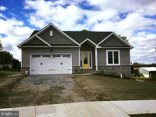 328 W Fritz Ave, QUARRYVILLE, PA, 17566-1312 | Card Image