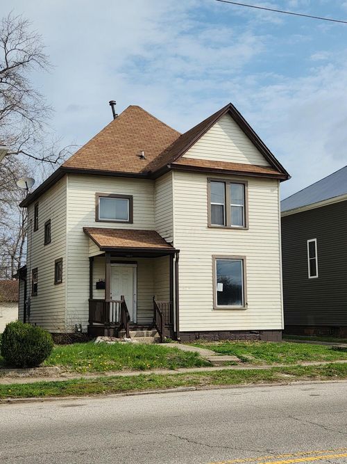 494 E Main St, Newark, OH, 43055-6557 | Card Image