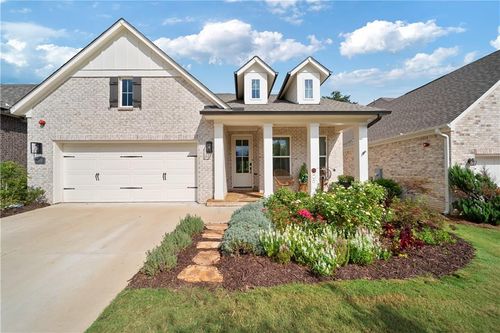 318 Carriage Glen Ln, Woodstock, GA, 30188-1977 | Card Image