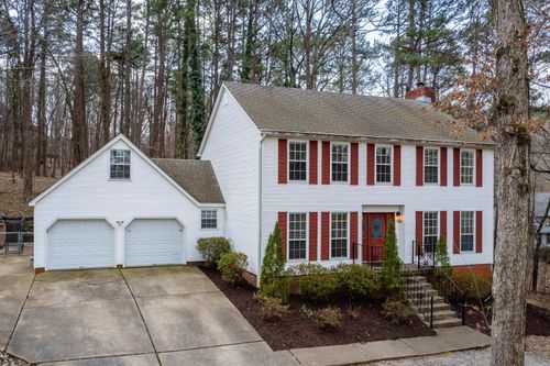 8 Fenchley Ct, Little Rock, AR, 72212-3724 | Card Image